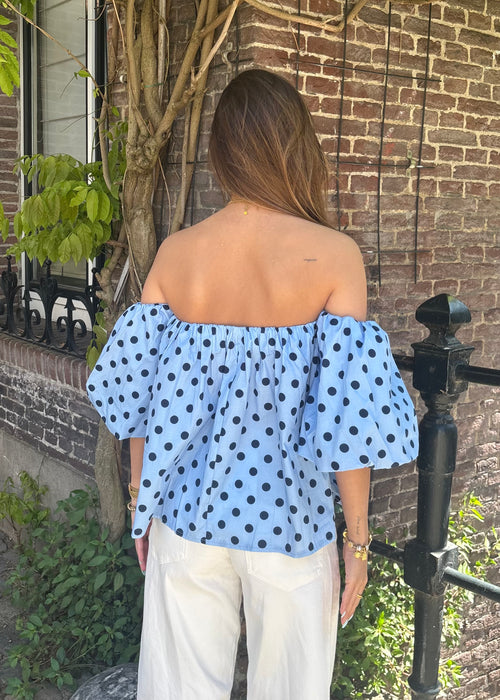 Blooming off-shoulder top - light blue